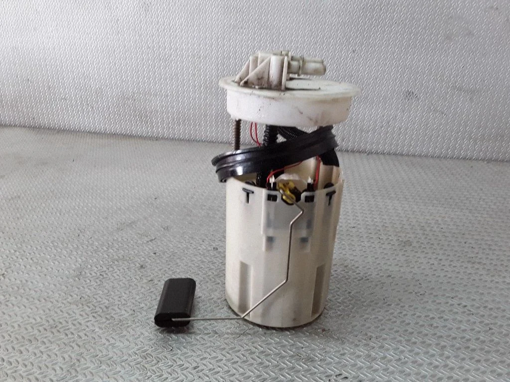 Fuel level sensor – Nissan Primera (2002-2007)