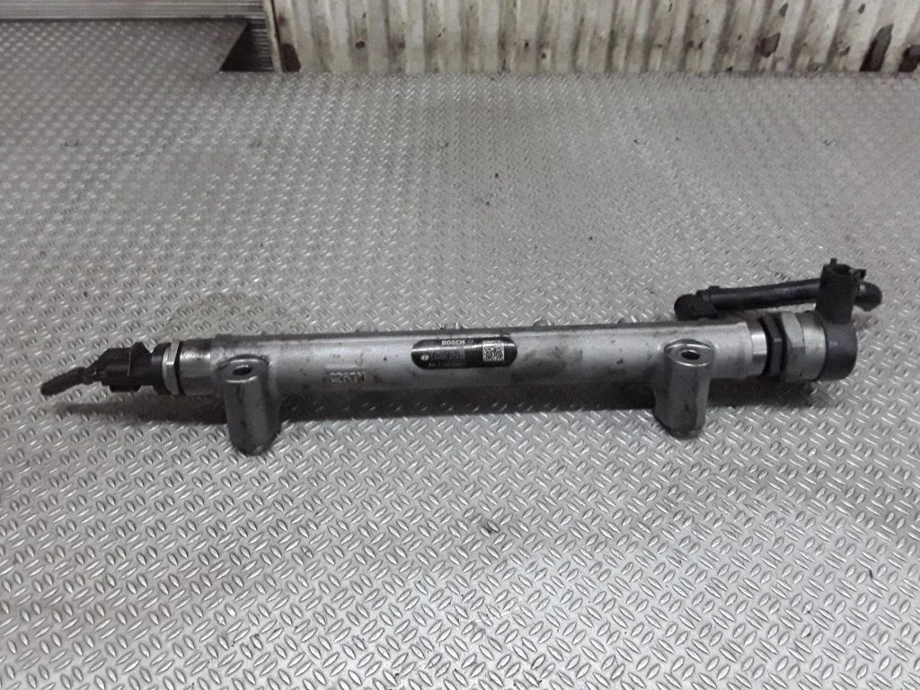 Fuel main line pipe – KIA Carens II (2007-2012)