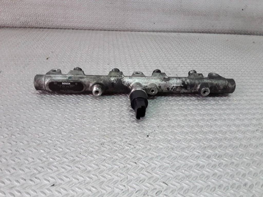 Degvielas maģistrālā caurule – Peugeot 406 (1999-2006)