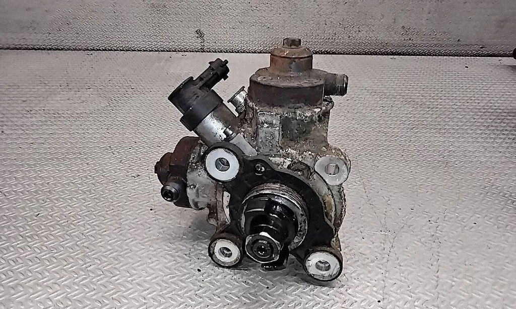 Fuel injection high pressure pump – Volvo V60 (2011-2013)