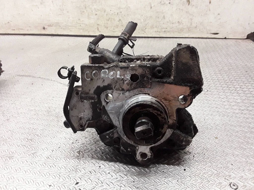 Kütuse kõrgsurvepump – Toyota Corolla E120 E130 (2004-2007)