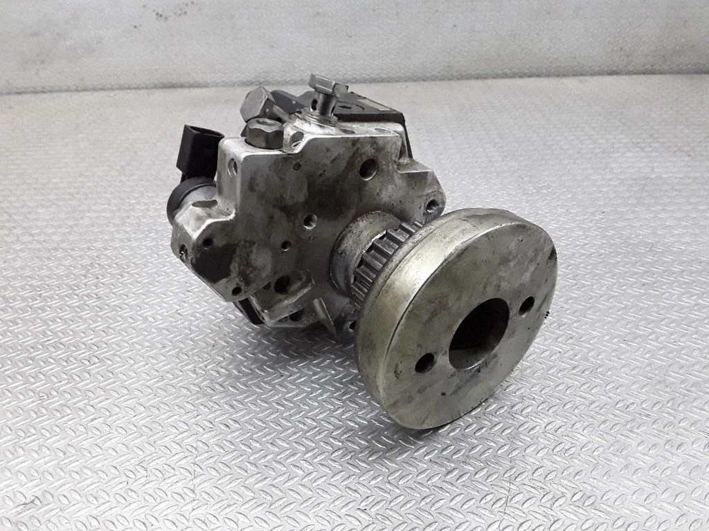 Fuel injection high pressure pump – Volkswagen Phaeton (2002-2016)