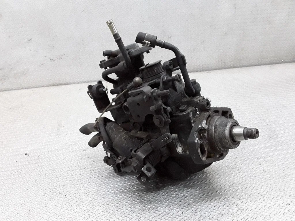 Fuel injection high pressure pump – Opel Corsa B (1993-2000)