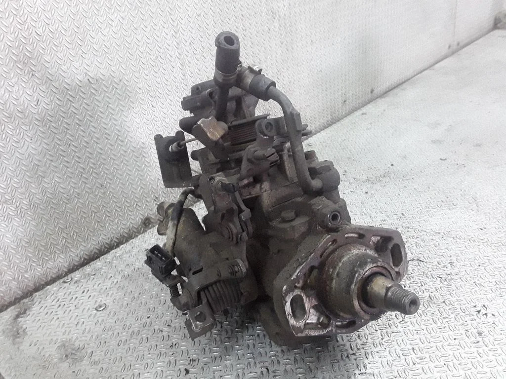 Fuel injection high pressure pump – Opel Corsa B (1993-2000)