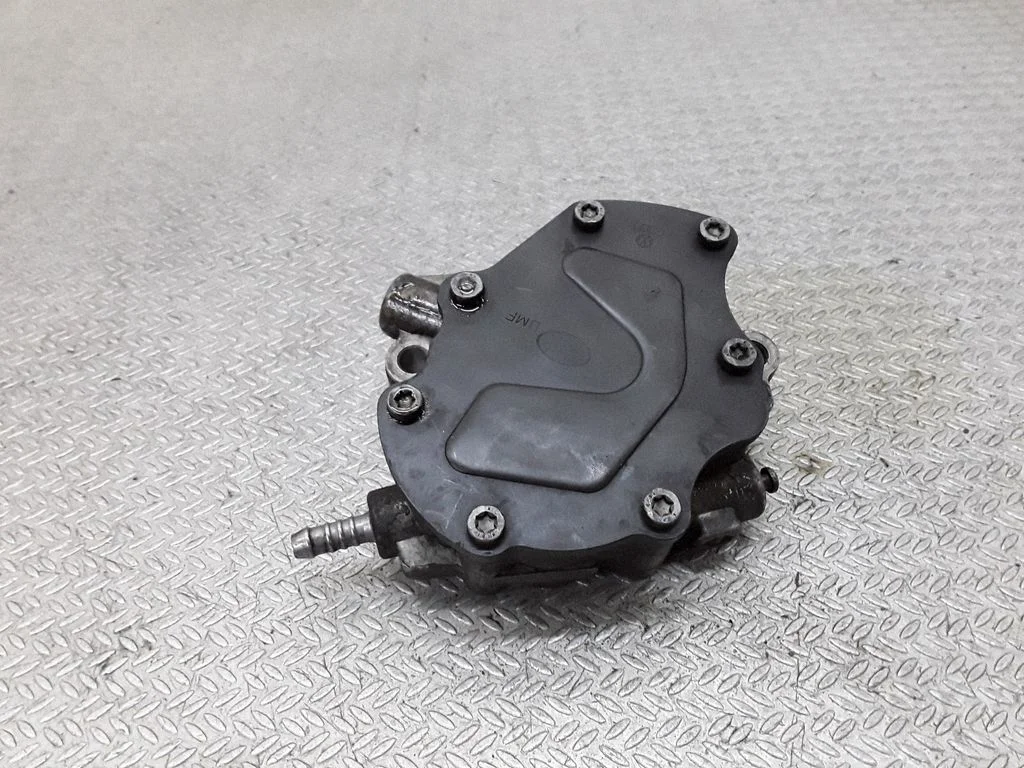 Fuel injection high pressure pump – Volkswagen Phaeton (2002-2016)