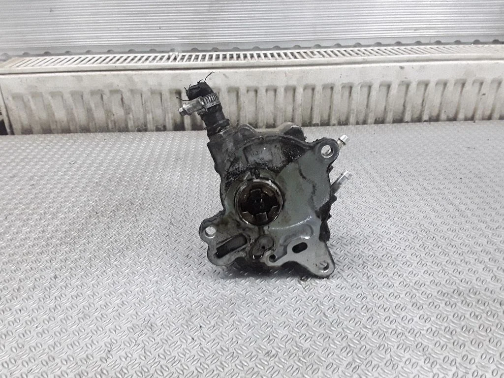 Fuel injection high pressure pump – Volkswagen Touran I (2003-2010)
