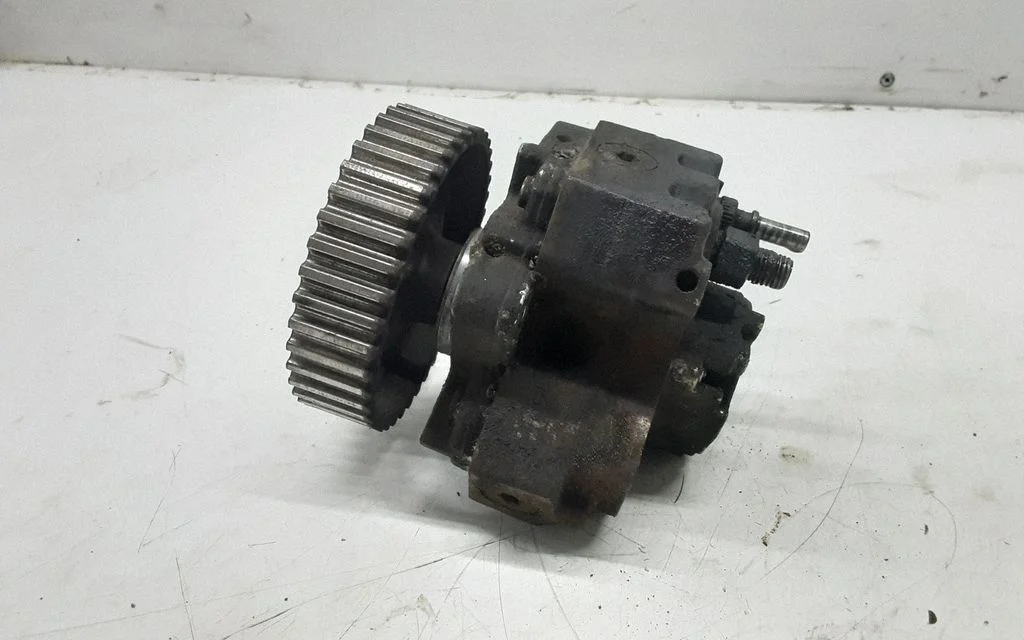 Kütuse kõrgsurvepump – Renault Trafic II (X83) (2001-2014)