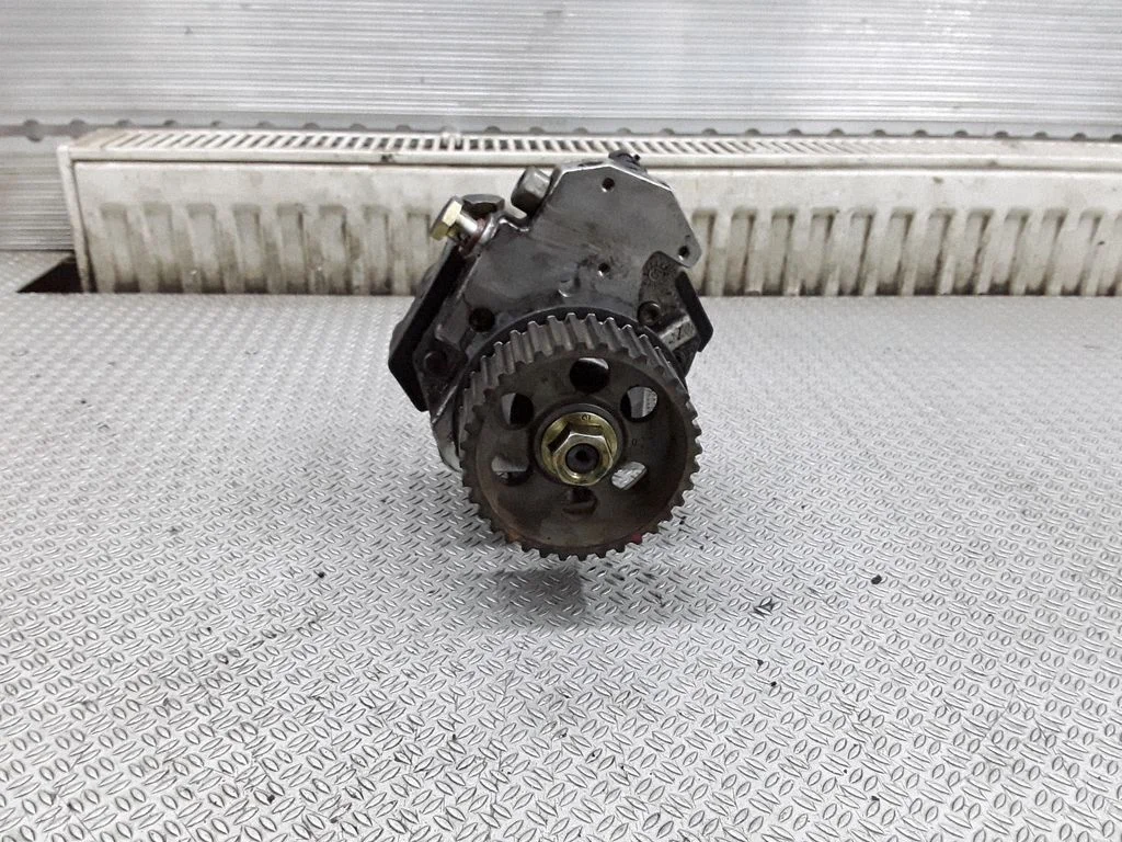 Fuel injection high pressure pump – Jeep Grand Cherokee (WJ) (1999-2004)