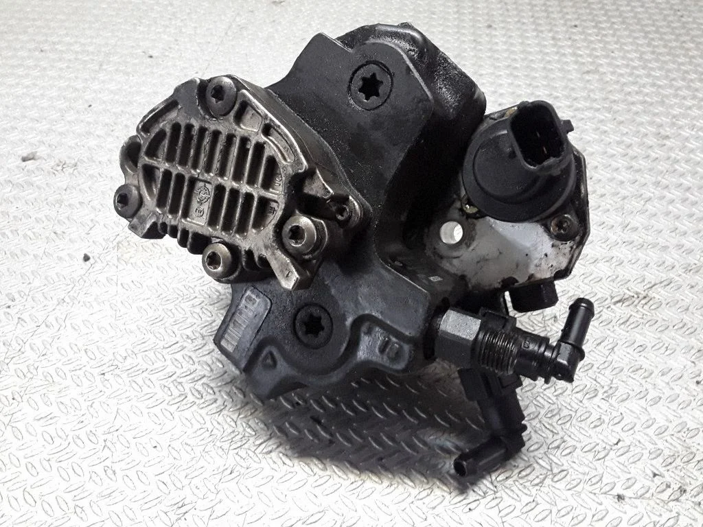 Fuel injection high pressure pump – KIA Sorento (2002-2009)