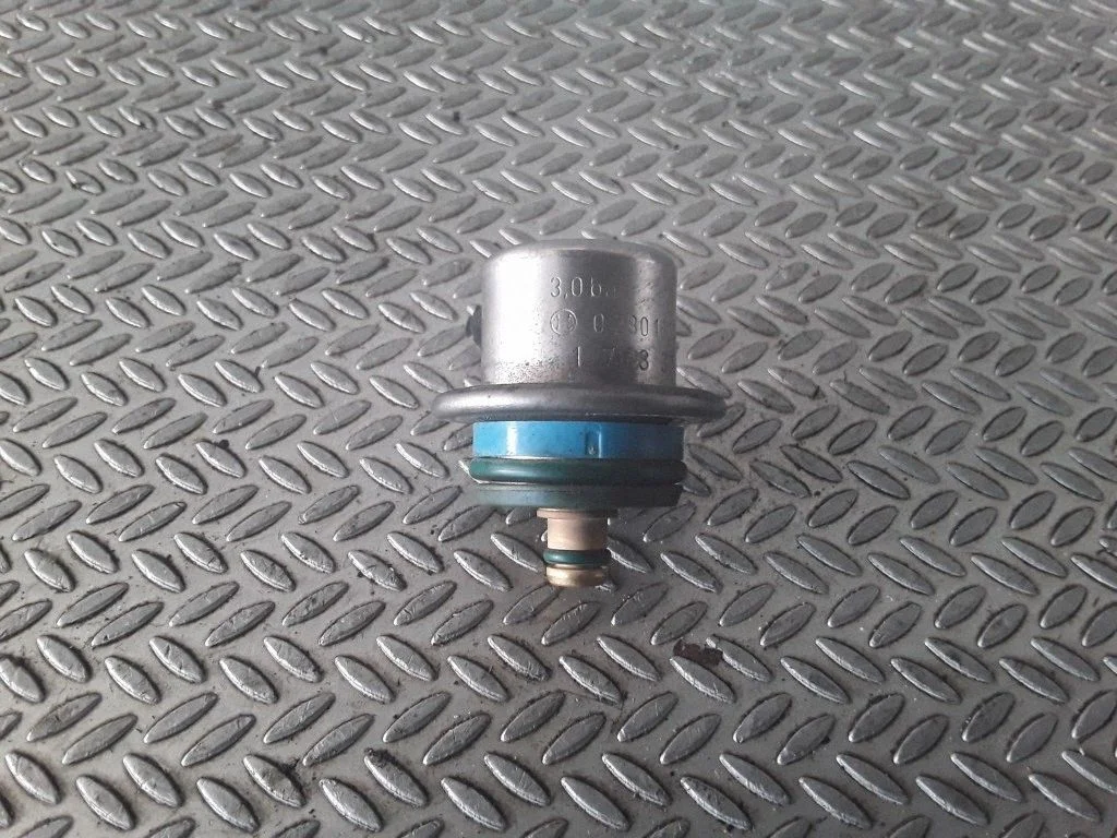 Kütuse rõhuregulaator – BMW 3-seeria E46 (1998-2005)