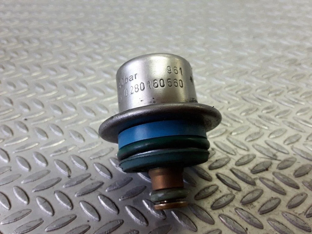 Degvielas spiediena regulators – Renault Megane I (1995-2002)