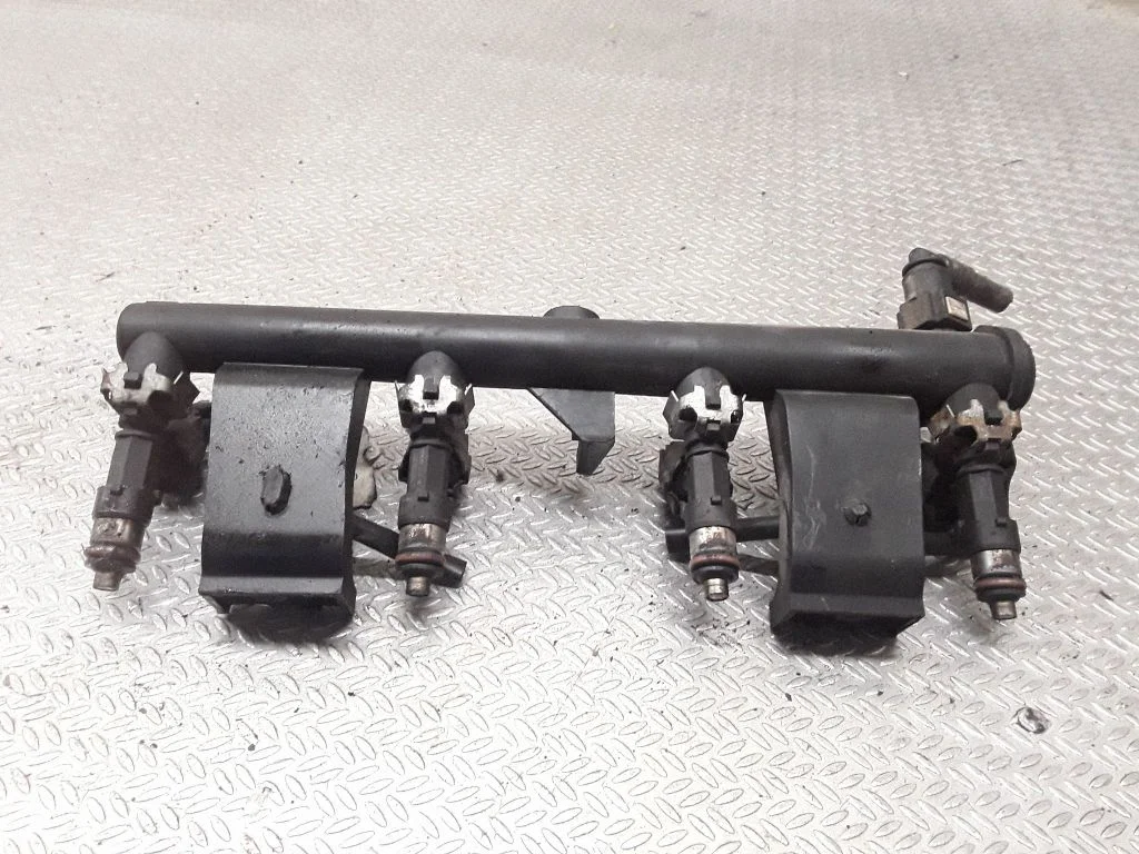Pihustite (düüside) komplekt – Citroen C4 I (2004-2010)