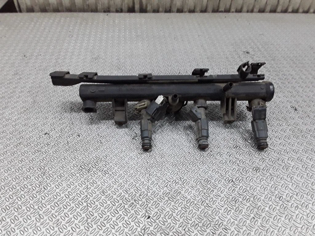 Fuel injectors set – Volkswagen Polo III 6N 6N2 6NF (1995-2001)