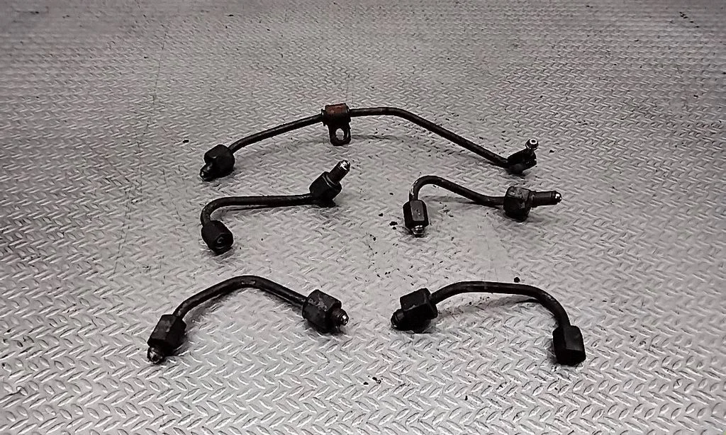 Degvielas padeves caurule (-es) uz sprauslām – Fiat Ducato (2014-)