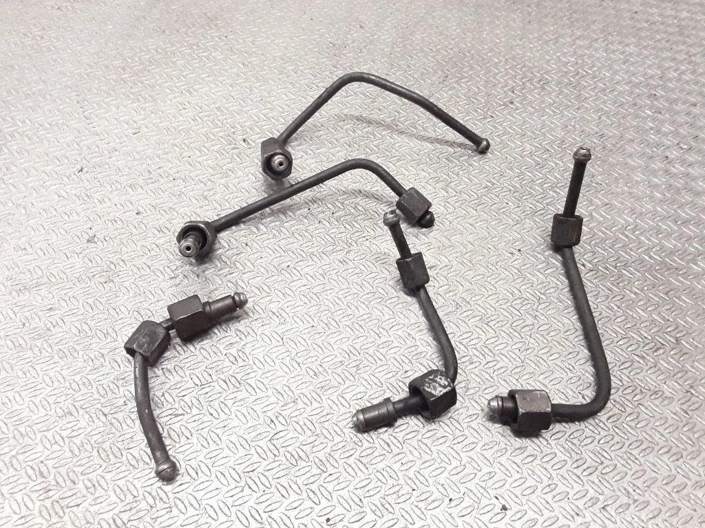 Fuel injector supply line/pipe – Opel Zafira A (1999-2005)