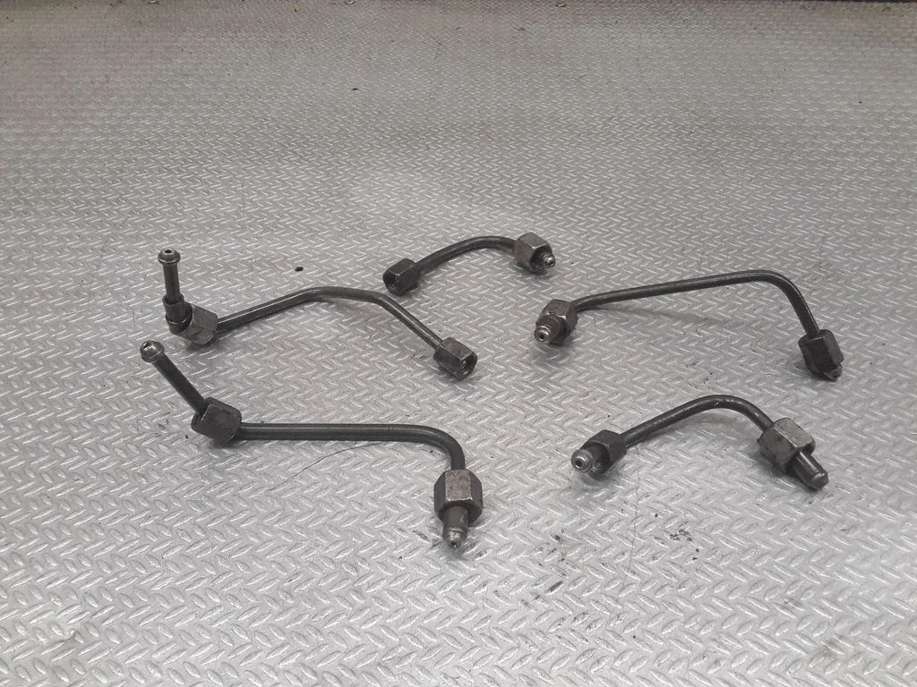Fuel injector supply line/pipe – Opel Zafira A (1999-2005)
