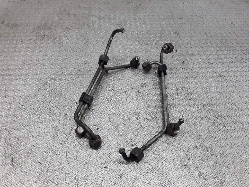 Pihustitele kütuse etteandetoru(d) – Volkswagen Golf IV (1998-2005)