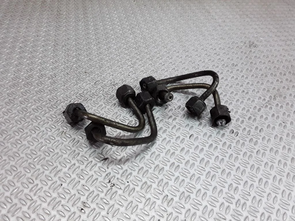 Fuel injector supply line/pipe – Renault Laguna II (2001-2007)