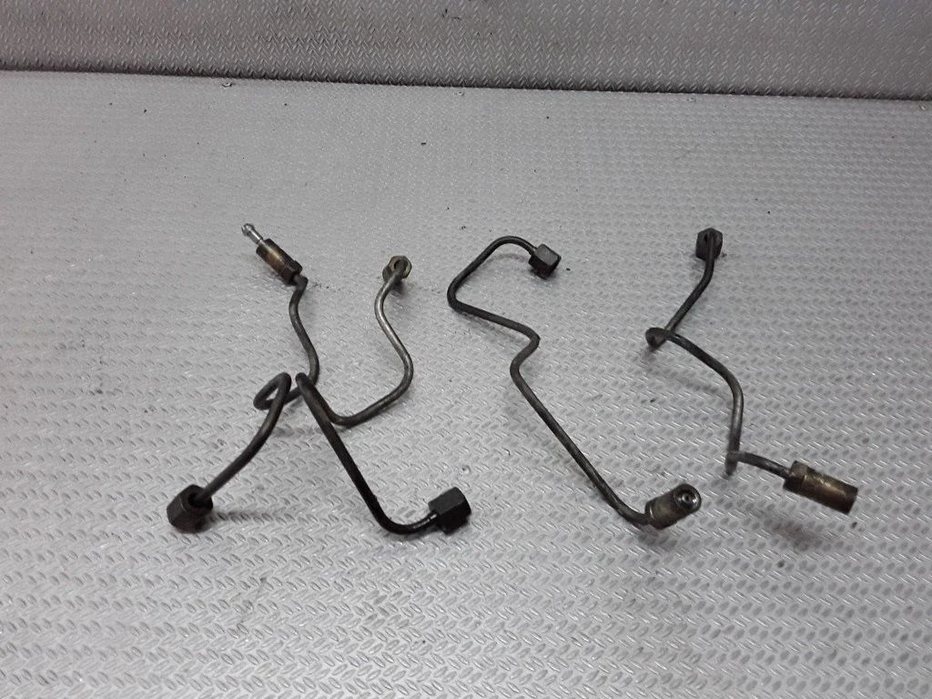Pihustitele kütuse etteandetoru(d) – Nissan Almera N16 (2000-2010)