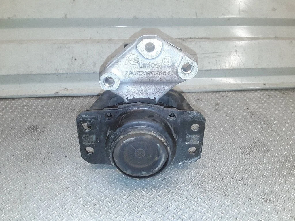 Dzinēja spilvens – Peugeot Partner (2008-2014)