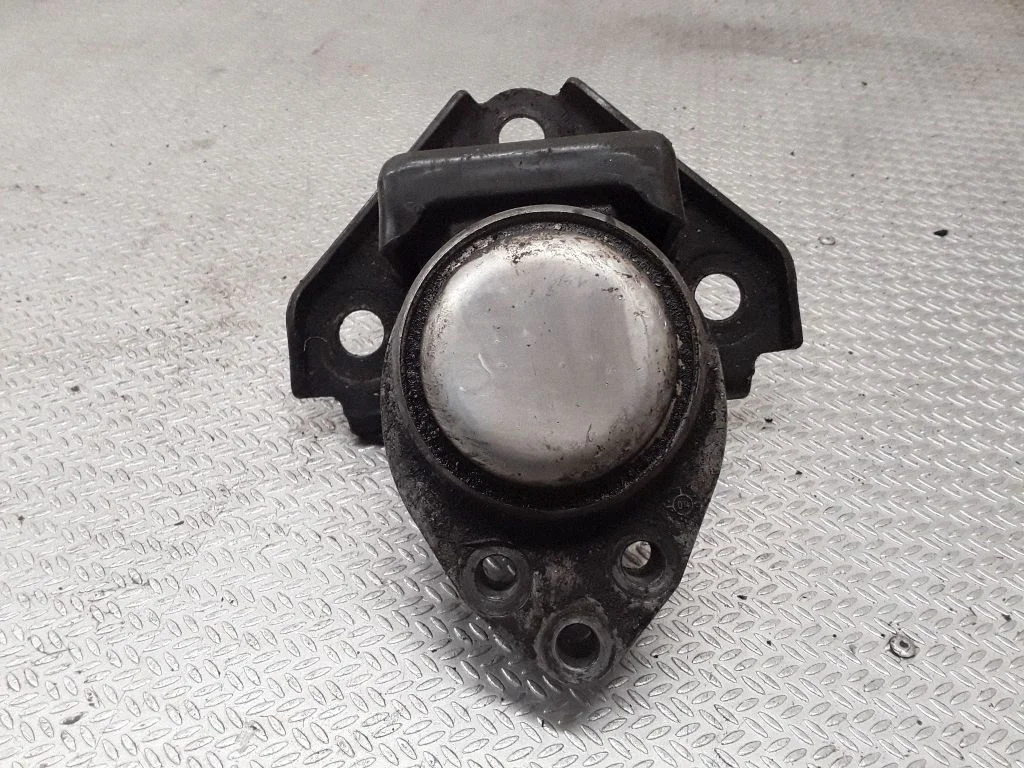 Dzinēja spilvens 2S616F012GC