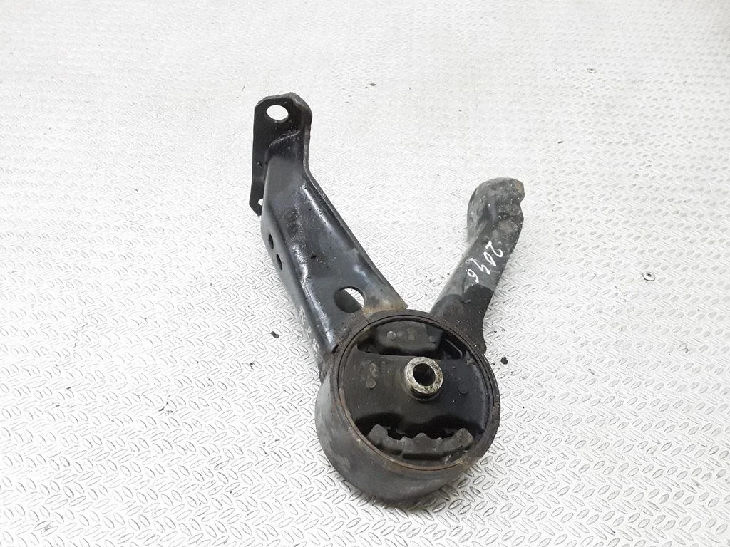 Dzinēja spilvens – Mitsubishi Grandis (2003-2011)