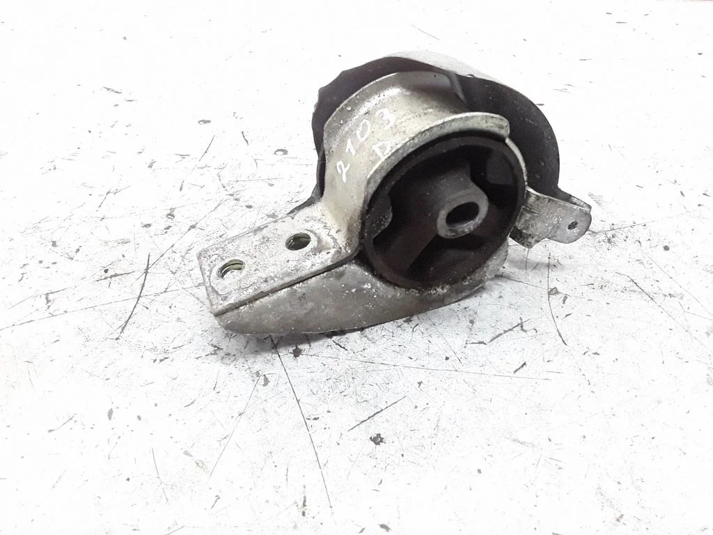 Engine mount bracket – Smart ForTwo I MC01 (1999-2007)