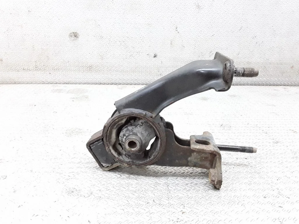 Dzinēja spilvens – Pontiac Vibe (2003-2008)