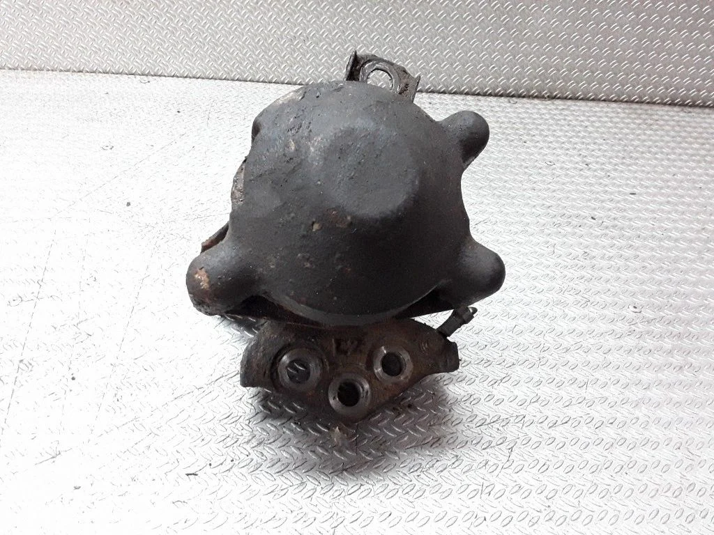Dzinēja spilvens – Mitsubishi Grandis (2003-2011)