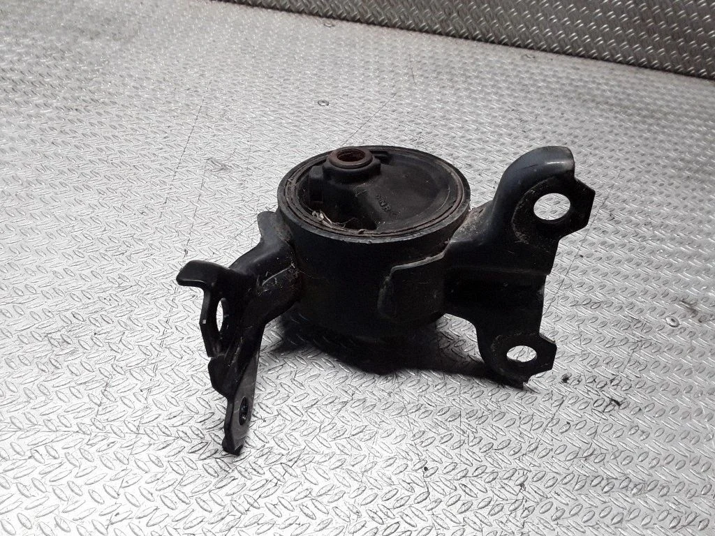 Dzinēja spilvens – Mitsubishi Lancer Evolution X (2008-2014)