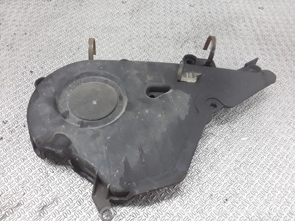 Timing belt guard (cover) – Toyota Corolla Verso E121 (2001-2004)