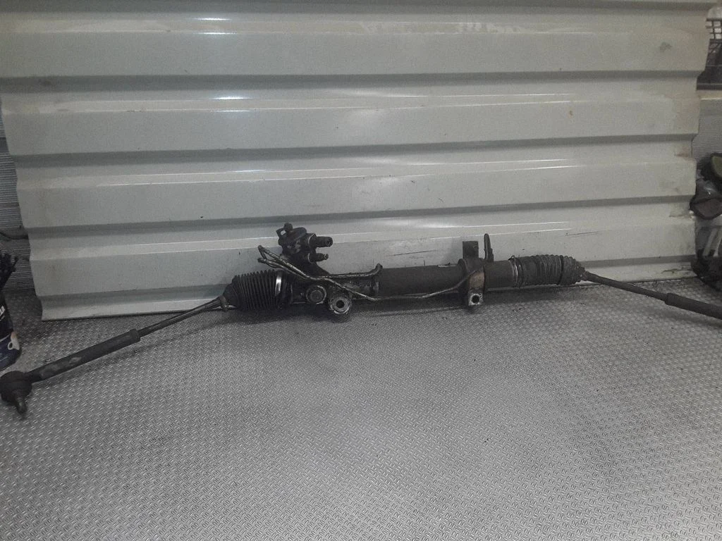 Steering rack – Nissan Murano Z50 (2002-2008)