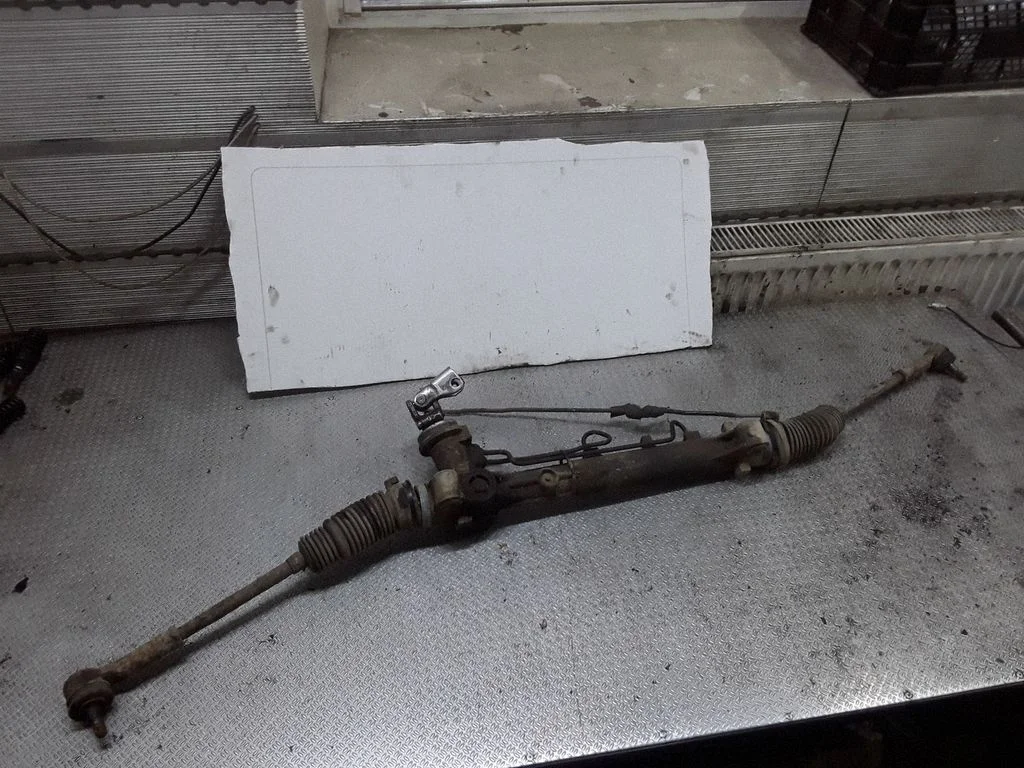 Steering rack – Ford Maverick (2001-2007)