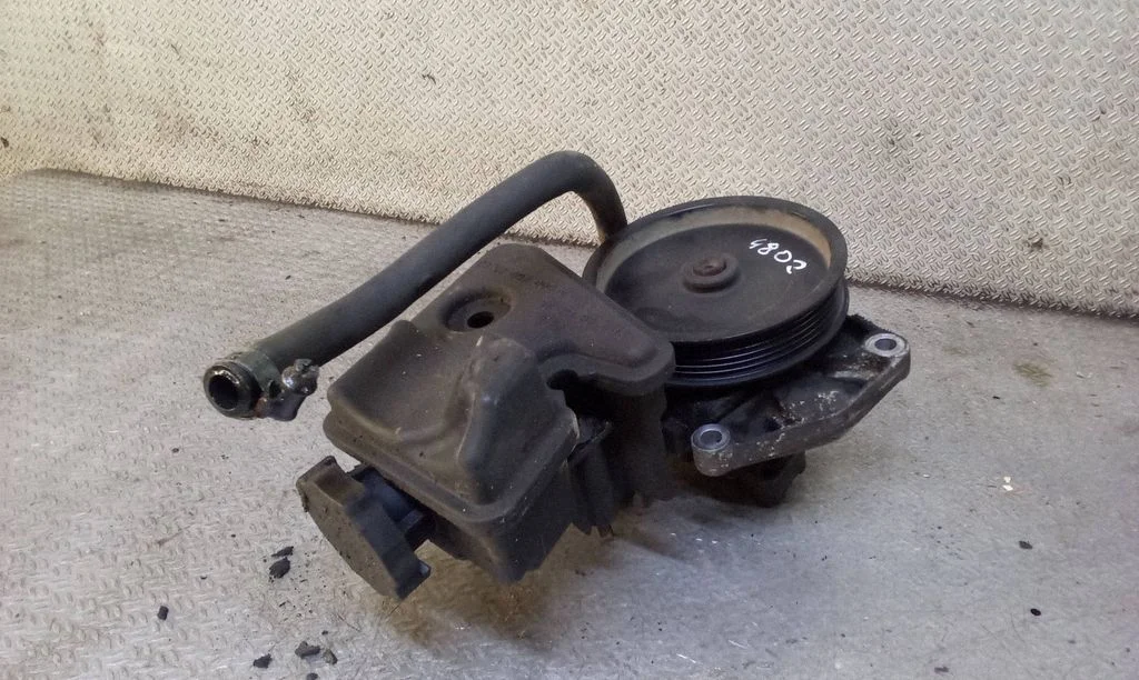 Roolivõimendi pump – Mercedes-Benz ML-klass W164 (2005-2011)