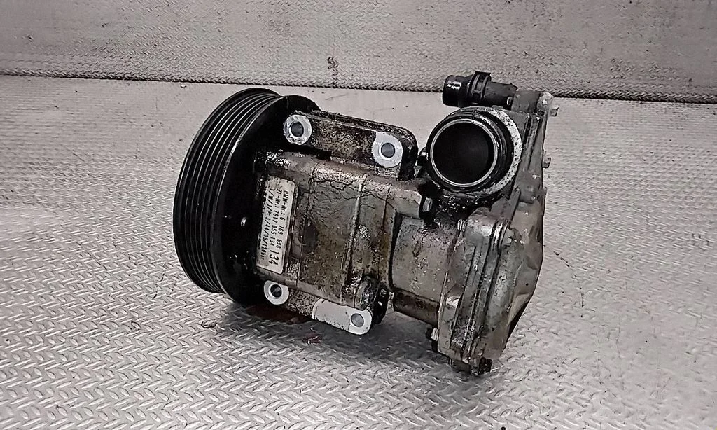 Roolivõimendi pump – BMW 1-seeria E81 E87 (2004-2011)