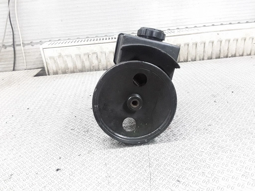 Power steering pump – Volvo 850 (1991-1997)