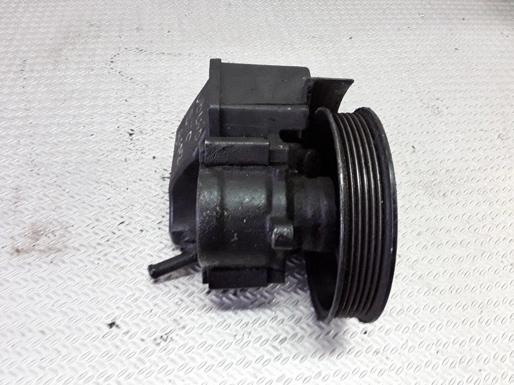 Power steering pump – Volvo 850 (1991-1997)