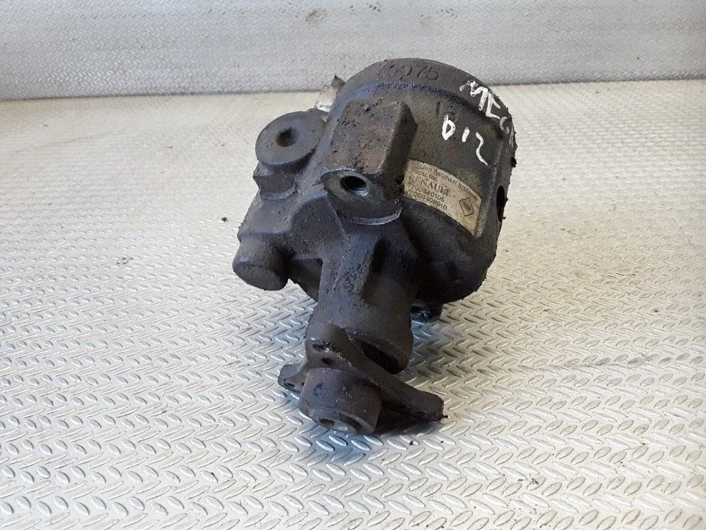 Roolivõimendi pump – Renault Megane I (1995-2002)
