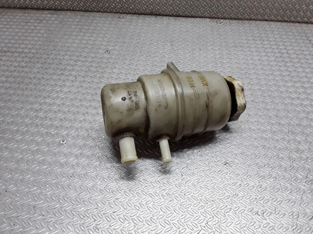 Power steering fluid tank/reservoir – Mitsubishi Galant (1993-1996)