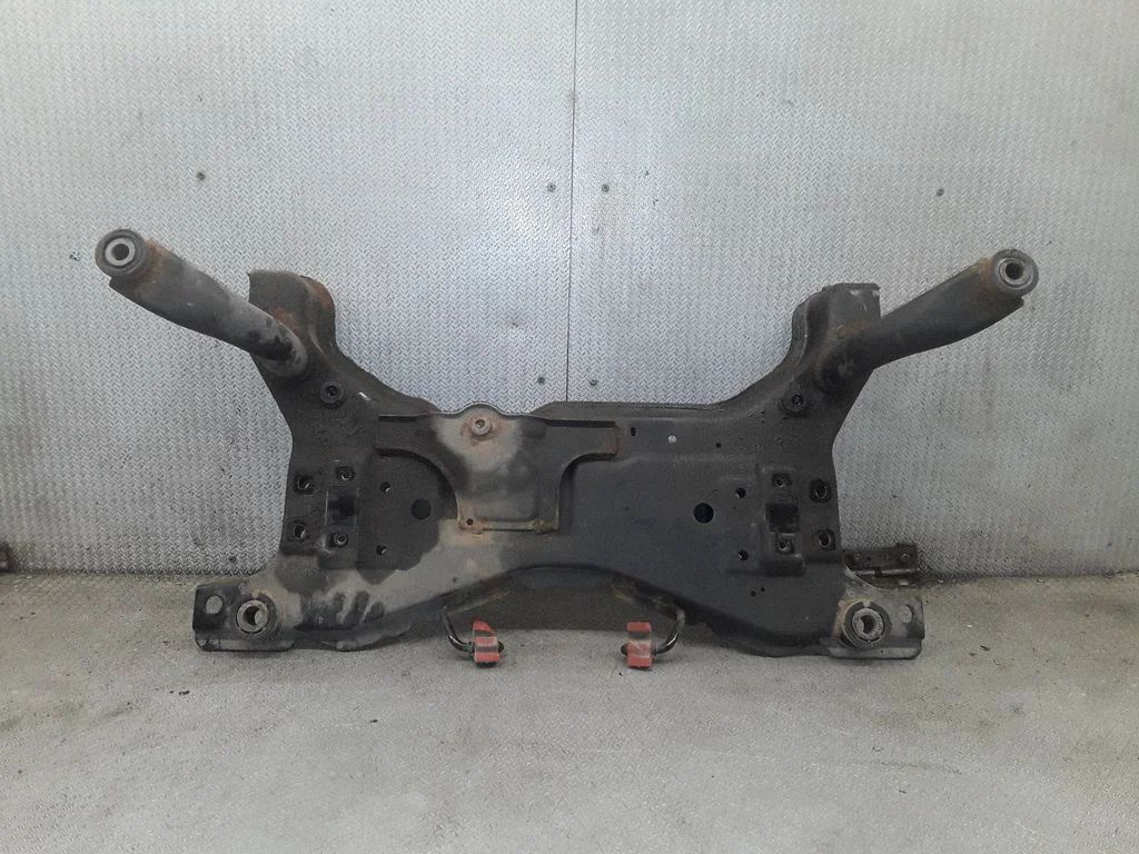 Front subframe – Volvo C30 (2007-2010)