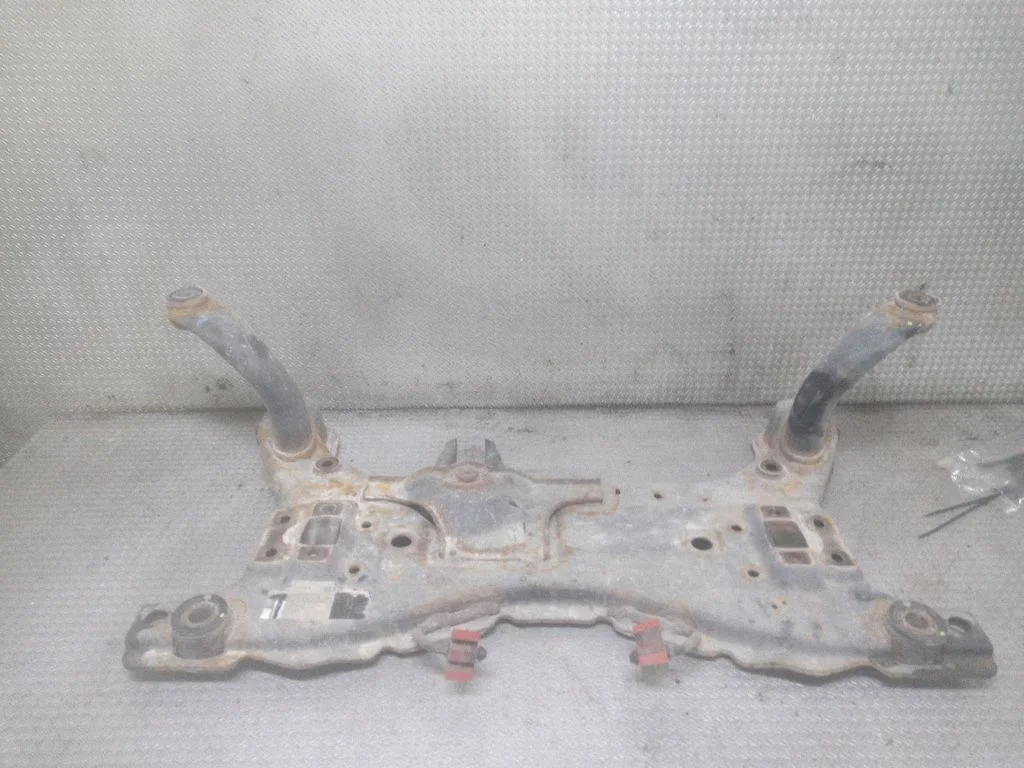 Front subframe – Volvo C30 (2007-2010)