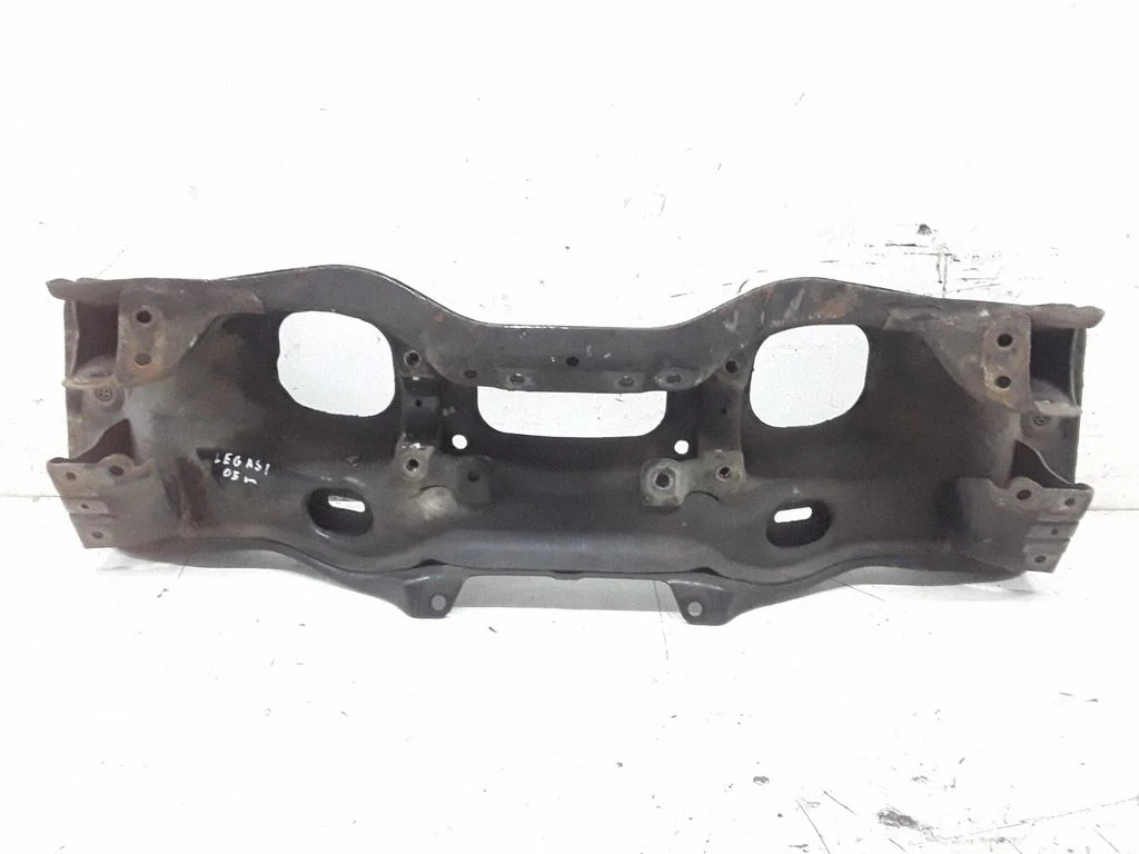 Front subframe – Subaru Legacy (2004-2006)