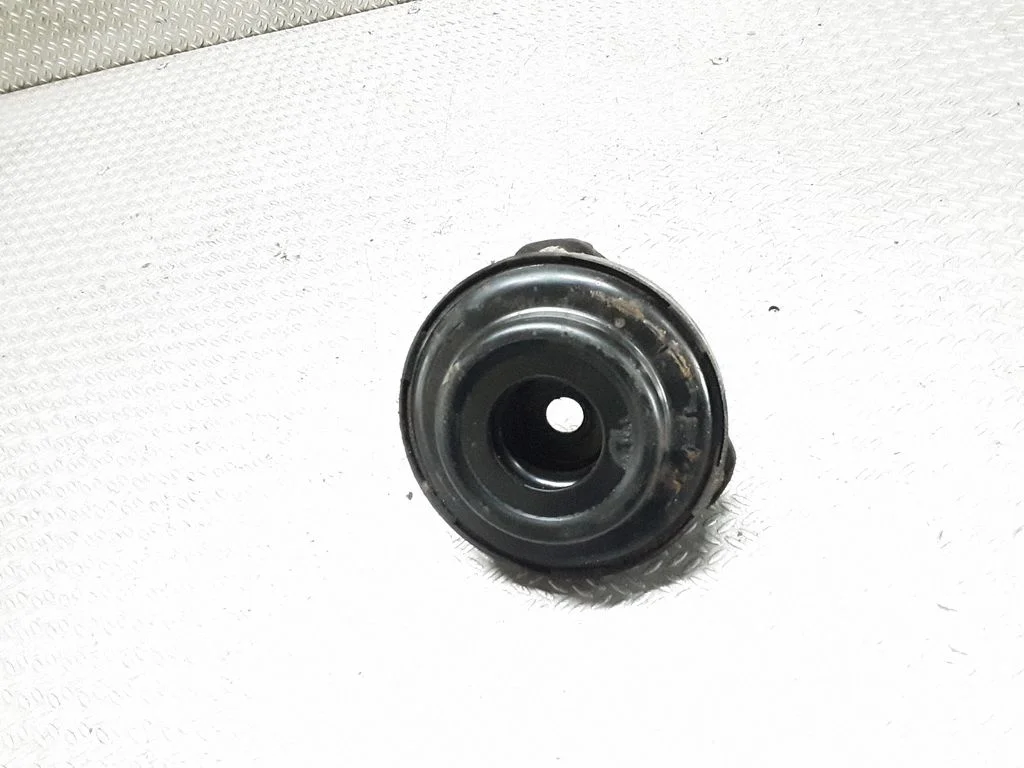 Front upper strut mount – Ford Mondeo Mk III (2000-2007)