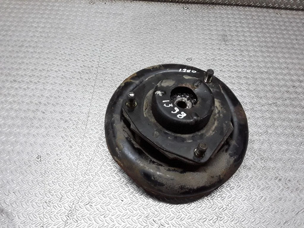 Front upper strut mount – Nissan Primera (2002-2007)
