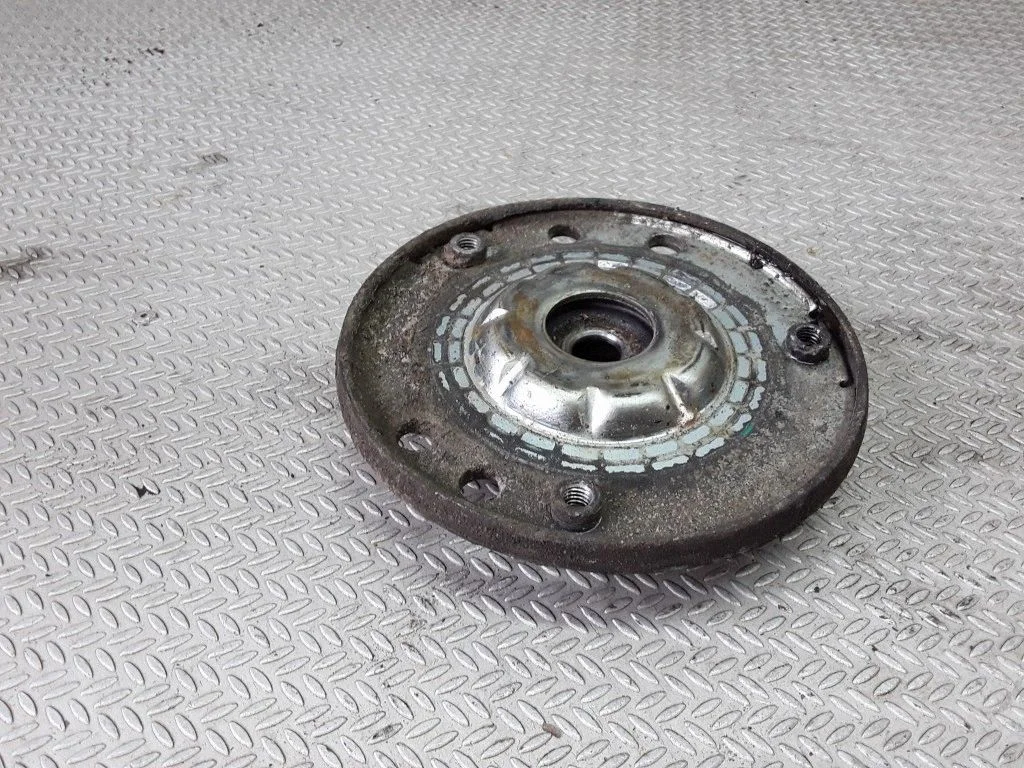 Front upper strut mount – Saab 9-3 Ver2 (2003-2007)