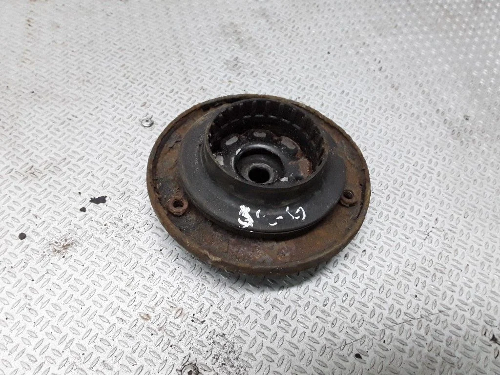 Front upper strut mount – Saab 9-3 Ver2 (2003-2007)