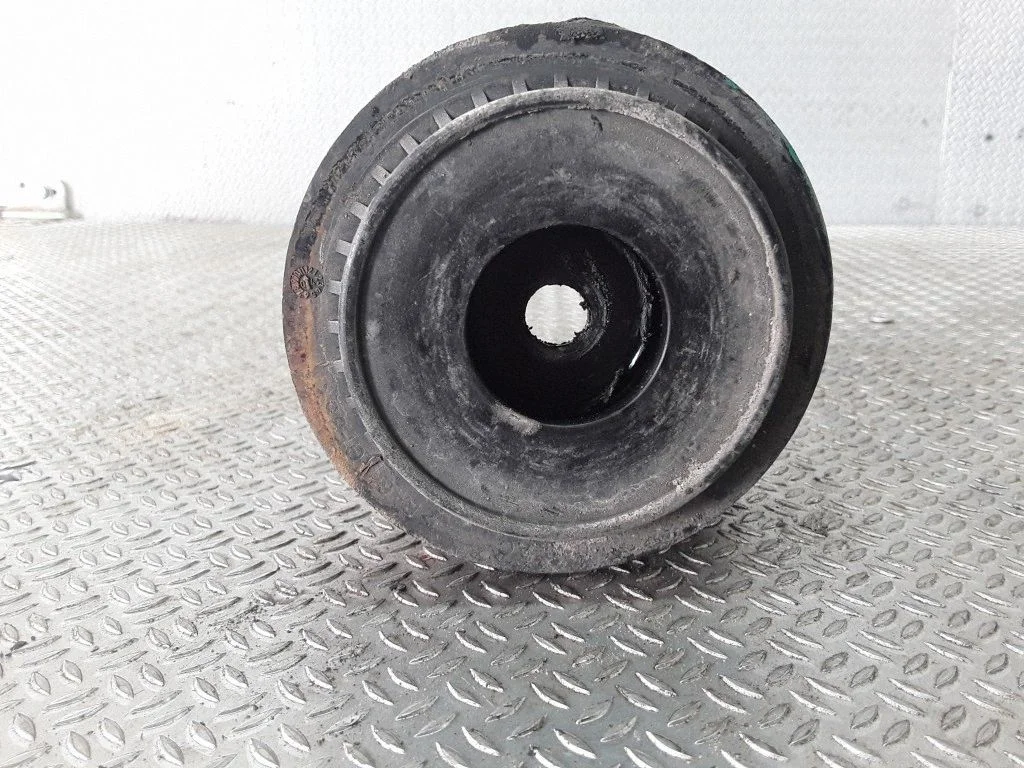 Front upper strut mount 2S613K155