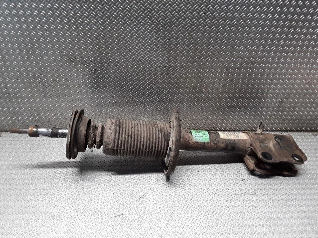 Front shock absorber/damper – Mitsubishi Colt CZ3 (2006-2009)