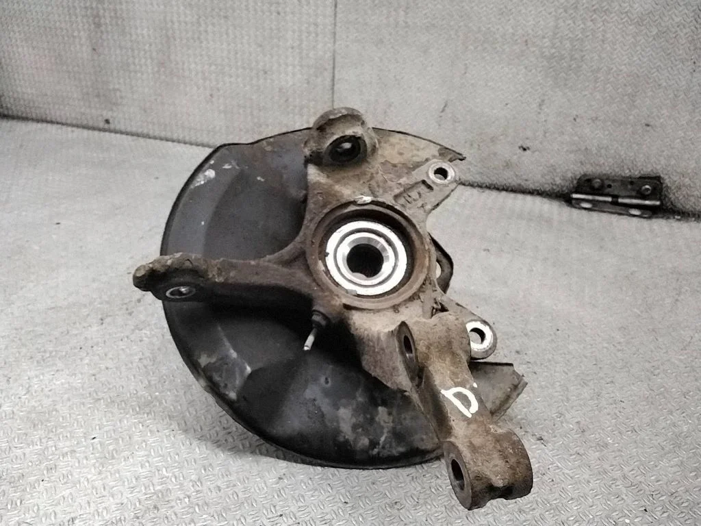 Front wheel hub spindle knuckle – Honda Civic (2006-2011)