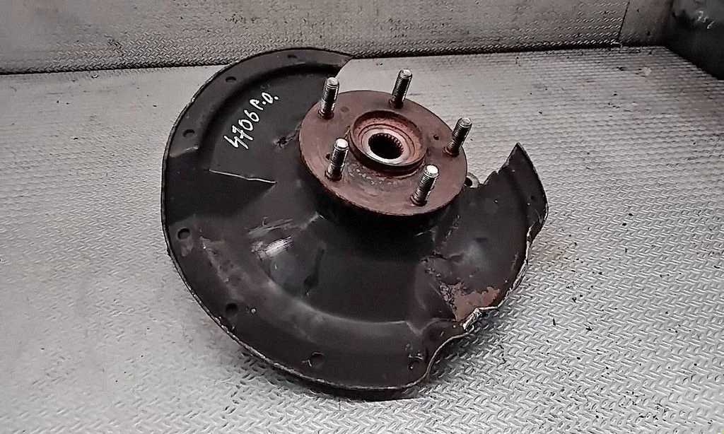 Front wheel hub spindle knuckle – Honda Civic (2006-2011)